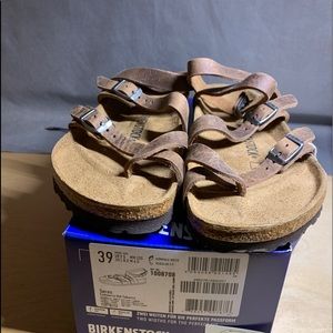 BNIB Birkenstock Seres tobacco 39R